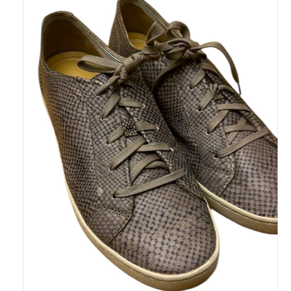 HUSH PUPPIES shoes